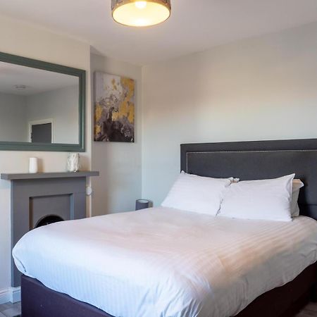 The Fordham Inn Sharnbrook Екстериор снимка