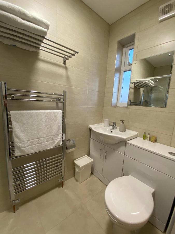The Fordham Inn Sharnbrook Екстериор снимка