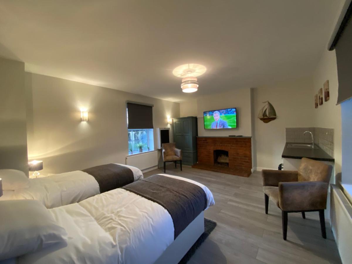 The Fordham Inn Sharnbrook Екстериор снимка